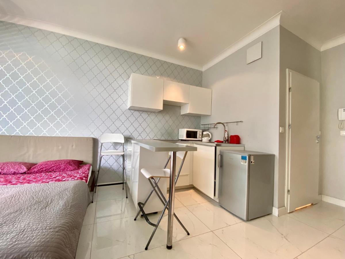 Studio Flat Triton Park Warsaw Luaran gambar