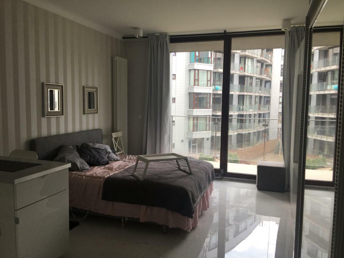 Studio Flat Triton Park Warsaw Luaran gambar